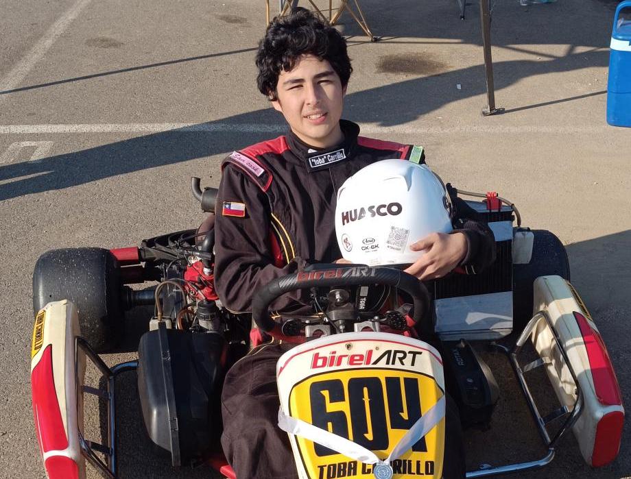 Piloto huasquino Cristóbal Carrillo sigue firme en la pelea por el título  del campeonato interregional dpk 2025
