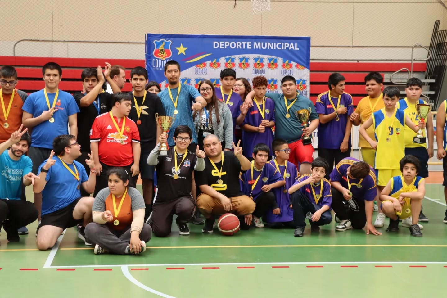 Campeonato Inclusivo de Básquetbol reunió a más de 100 niños y jóvenes en Copiapó