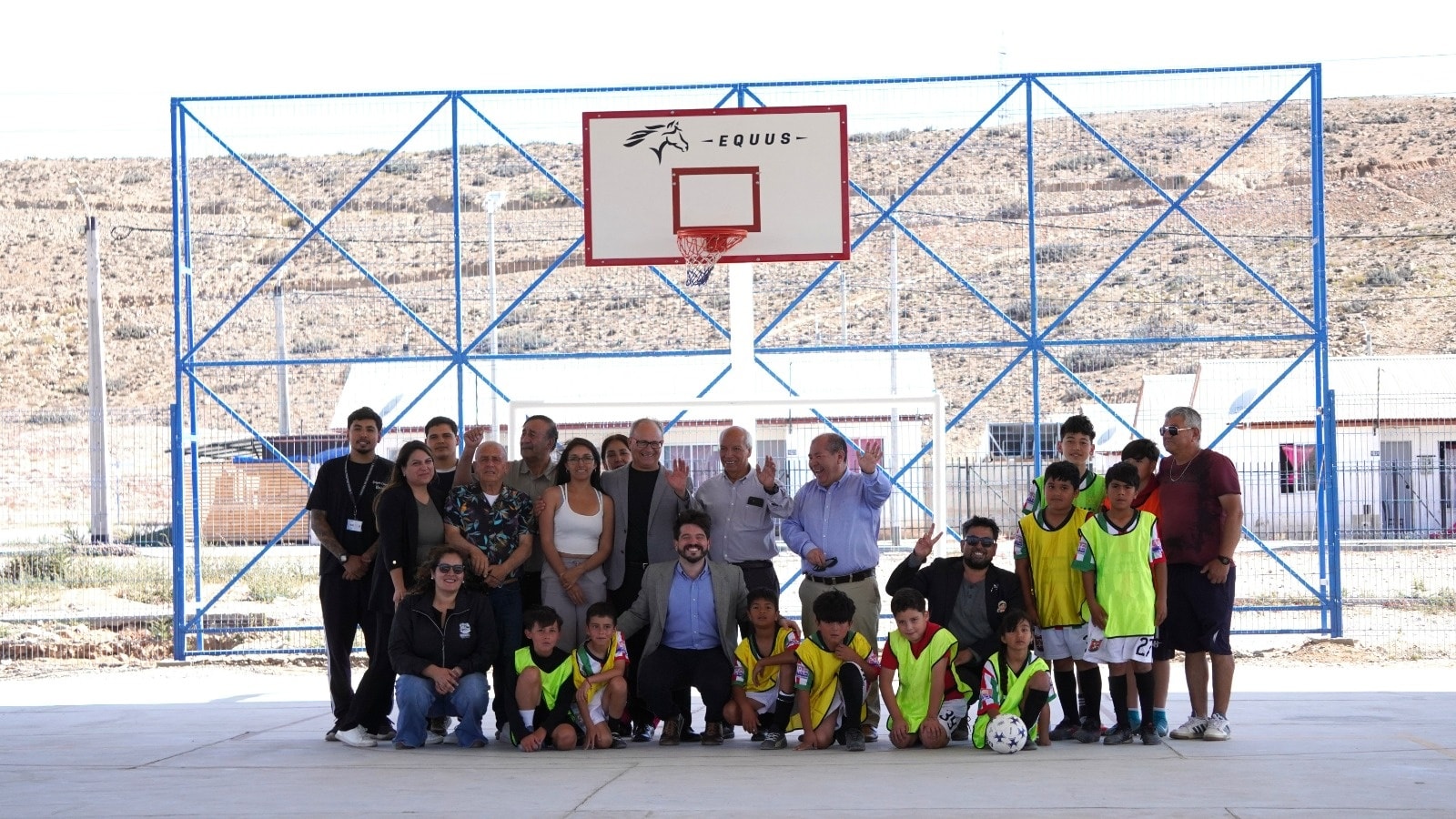 Freirina inaugura renovado recinto deportivo de Villa Los Alcaldes con histórica inversión PMU