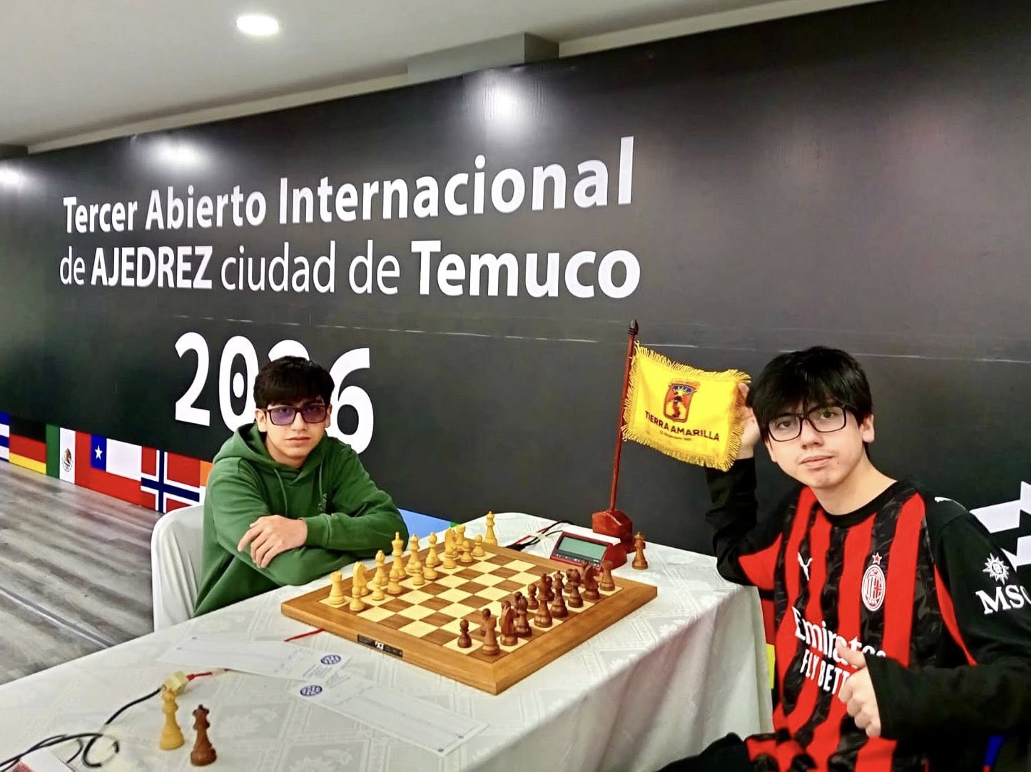 Jóvenes tierramarillanos dicen presente en torneo internacional de ajedrez en Temuco