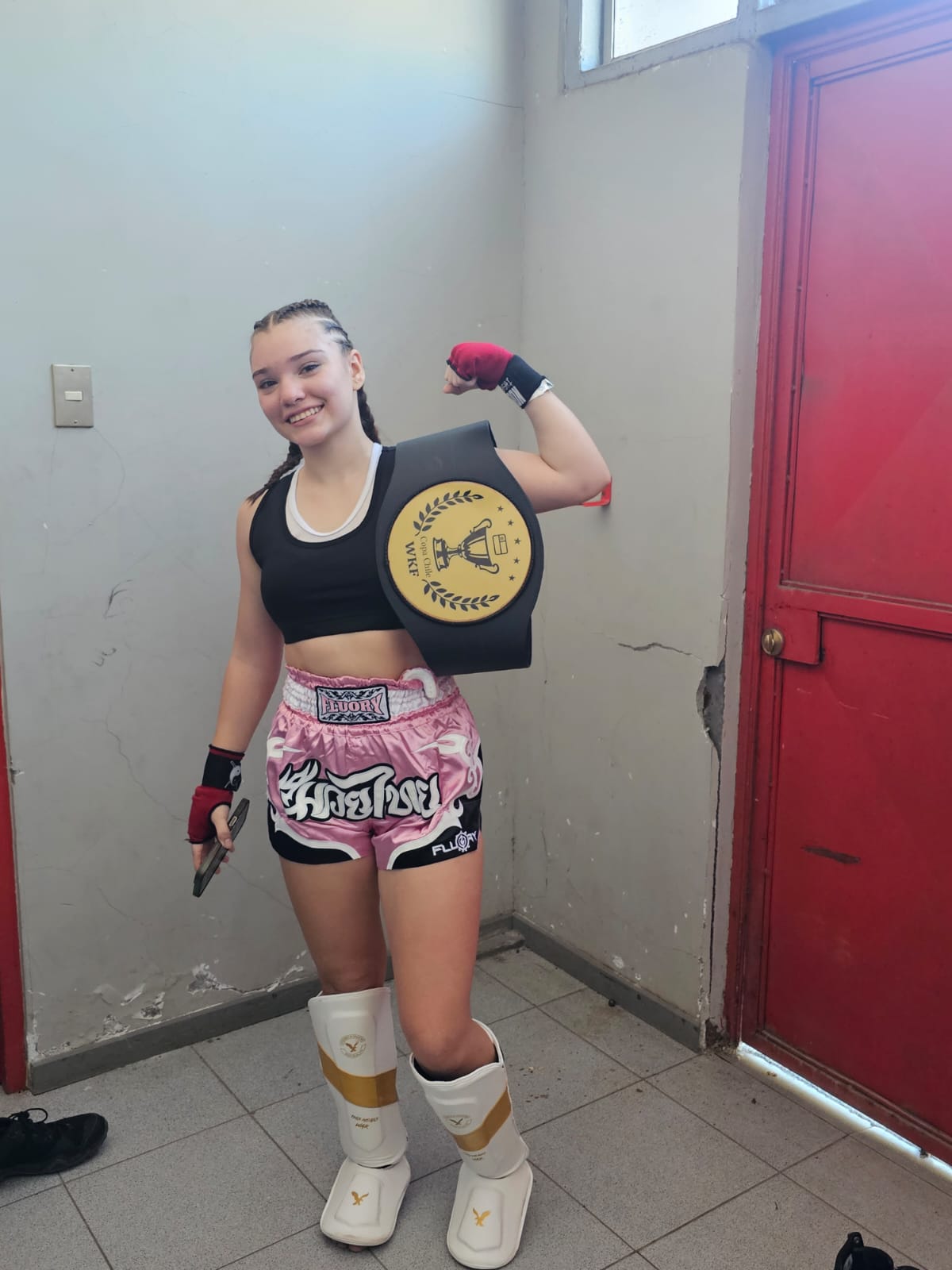 Copiapina Rafaella Verón irrumpe en el kickboxing nacional y proyecta salto internacional