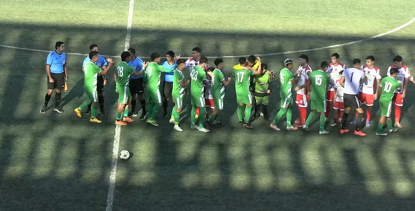 Deportes Vallenar se adueñó del clásico atacameño en la 3ra B y goleó a CEFF Copiapó en el Luis Valenzuela Hermosilla