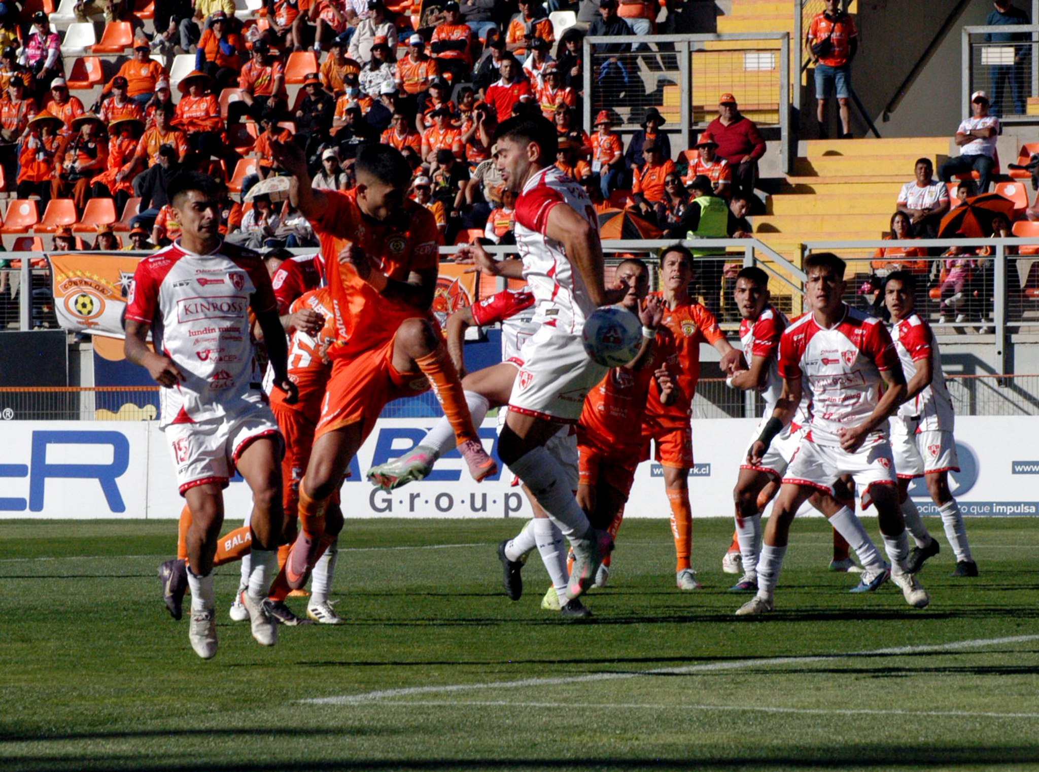 Deportes Copiapó sufrió una dura caída ante Cobreloa en Calama: dos penales tempraneros marcaron la historia del partido