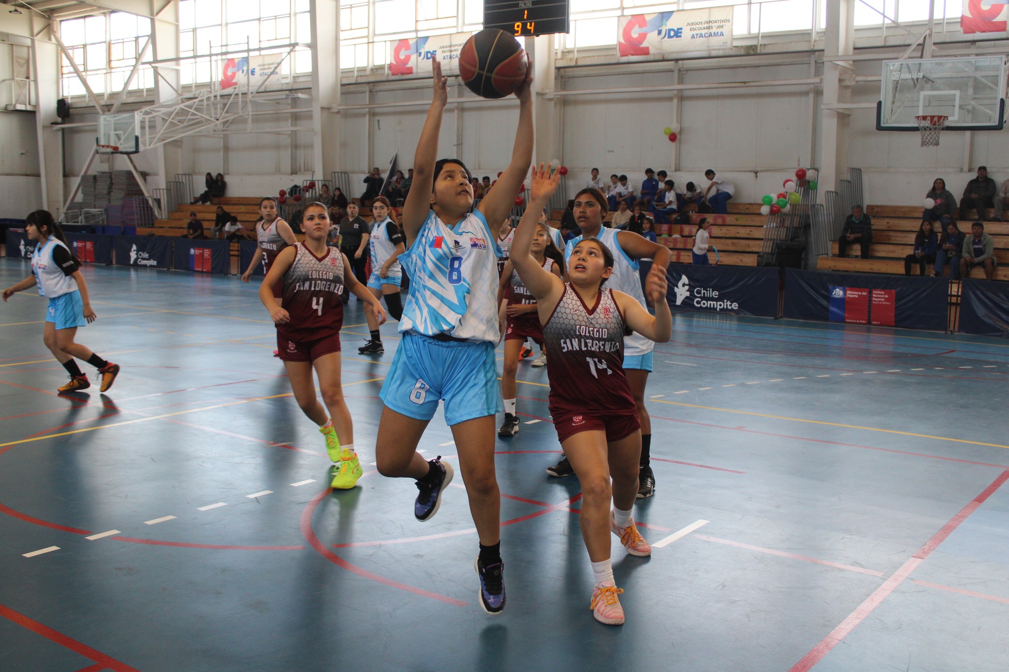 Scuola Italiana y Liceo Fernando Ariztía brillan en el comunal de básquetbol escolar en Copiapó