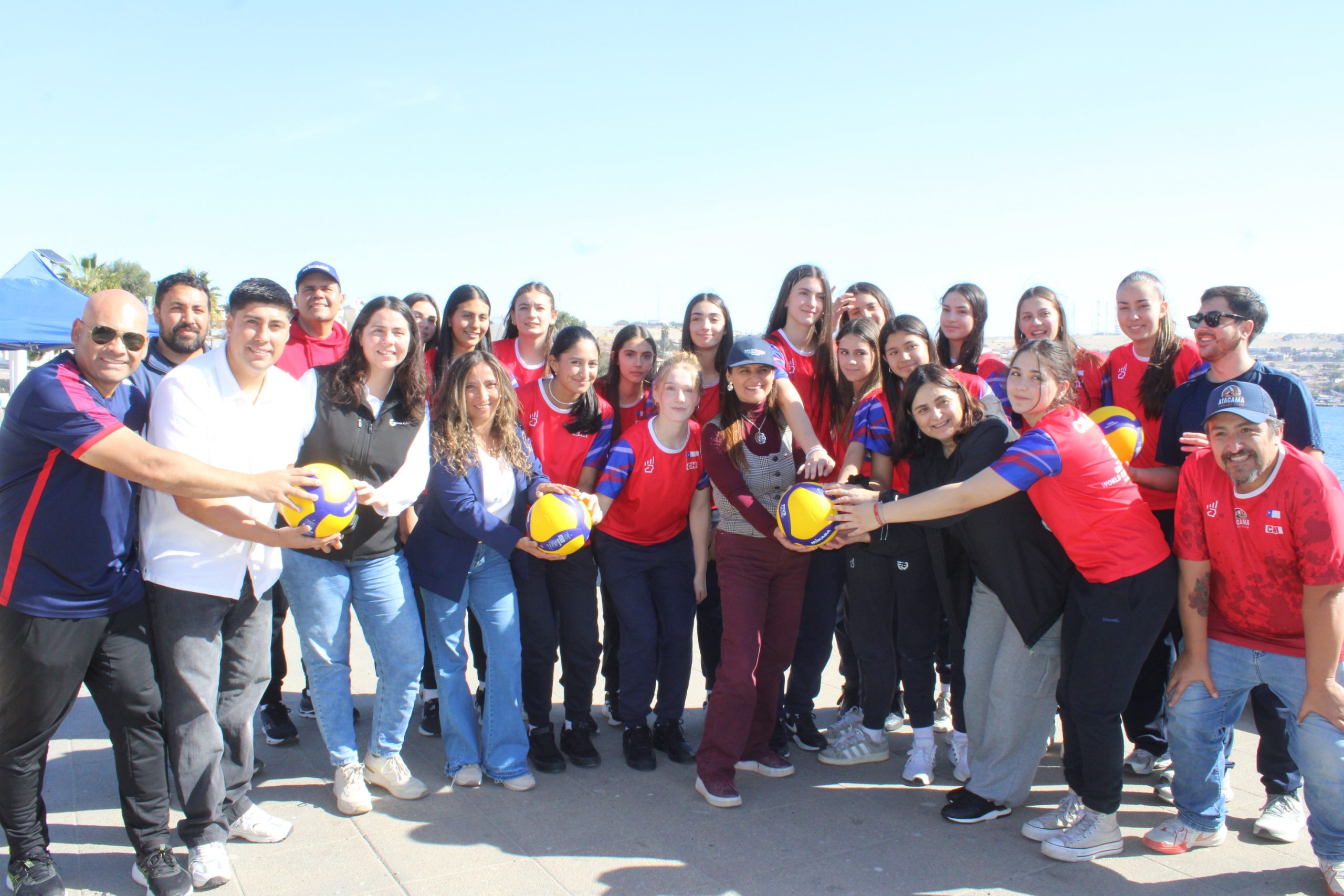 La región recibe al futuro del vóleibol nacional: La Roja Sub-17 afina detalles para el Mundial en suelo Atacameño