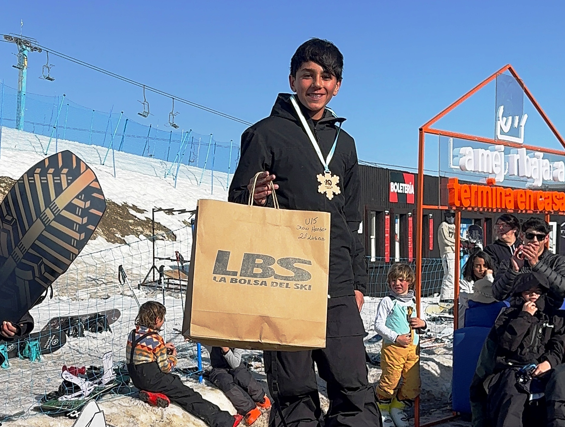 De las dunas de Copiapó al podio en la nieve: Borja Quevedo logra segundo lugar en freeride