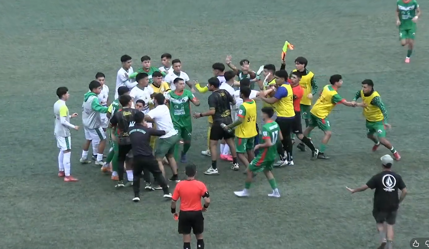 Audax de Paipote venció a Deportes Vallenar y lo dejó fuera del playoff de ascenso en un partido que terminó con incidentes