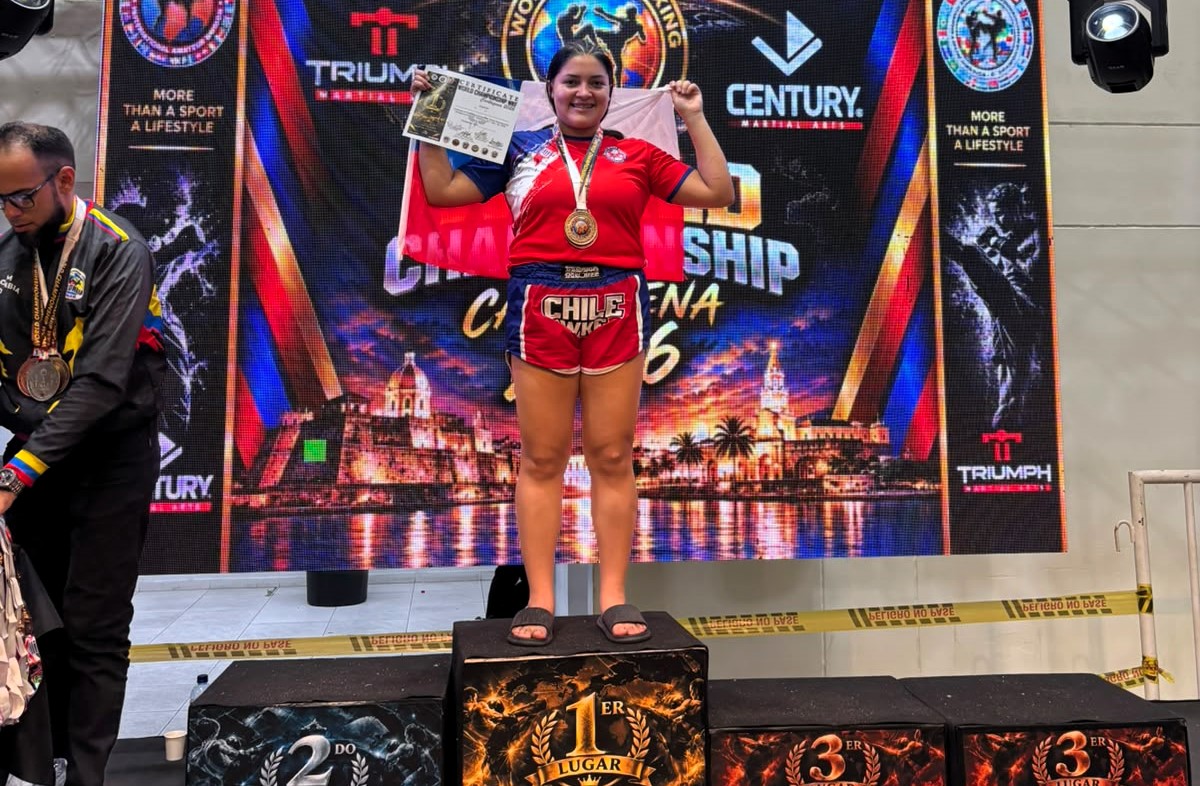 Copiapina Javiera Olivares se coronó campeona mundial de kickboxing en la modalidad low kick en la categoría de -75 kilos en Colombia